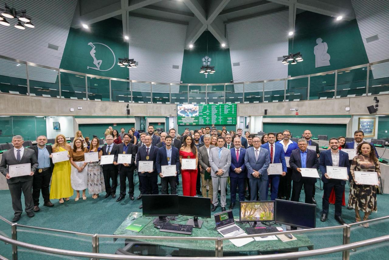 Pefoce é homenageada em sessão solene na Assembleia Legislativa pelo Dia do Perito Criminal