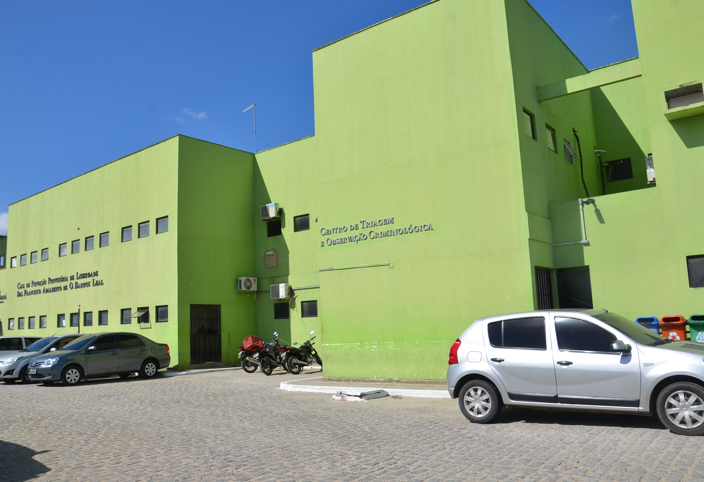 Centro de Triagem e Observação Criminológica recebe os presos das delegacias de Fortaleza
