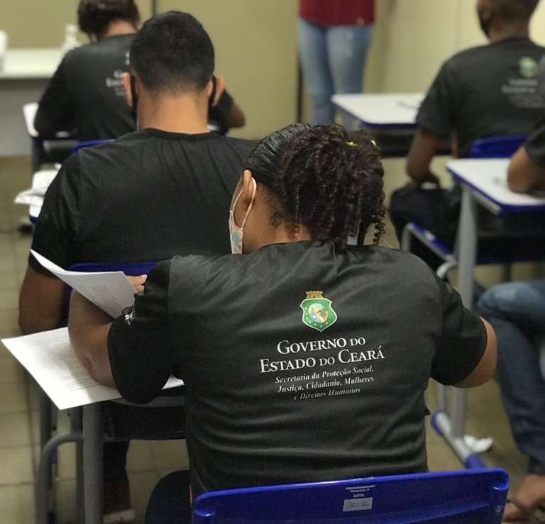 Parcerias garantem mais de mil vagas de capacitação profissional a egressos do sistema penitenciário do Ceará