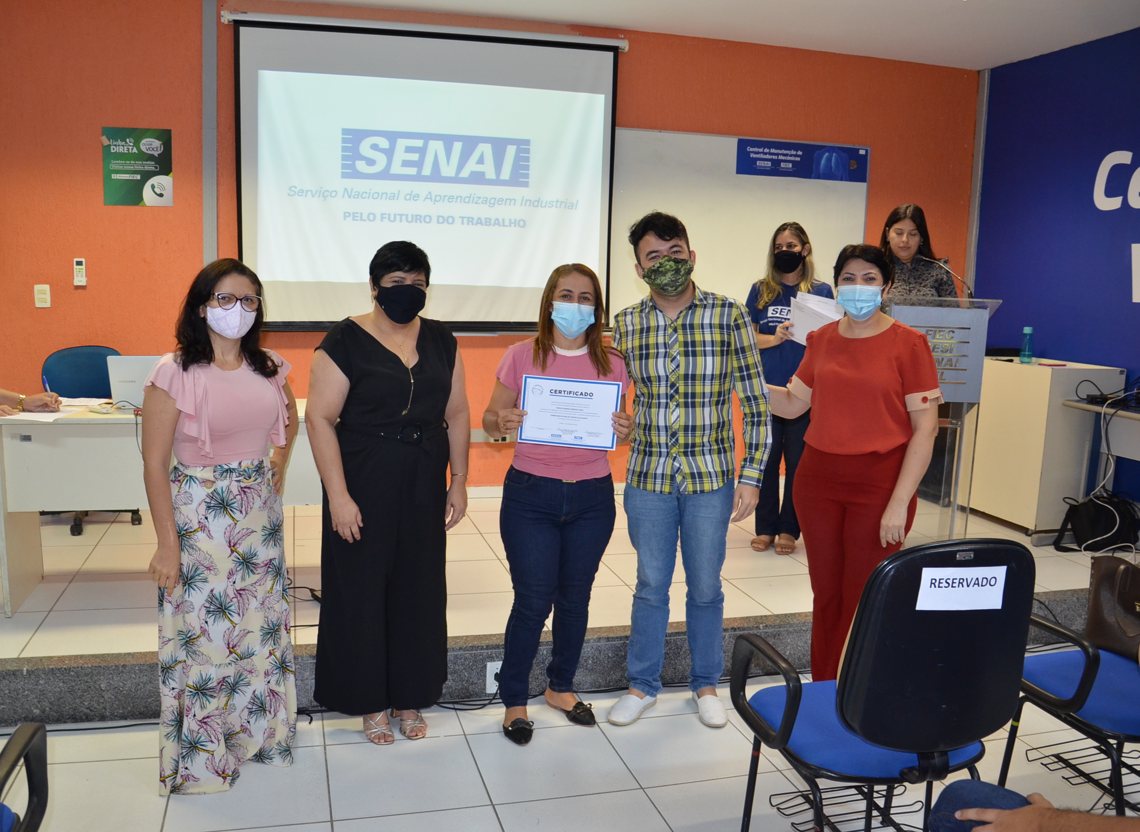SAP capacita 27 egressos no curso de doces e salgados pelo SENAI Ceará