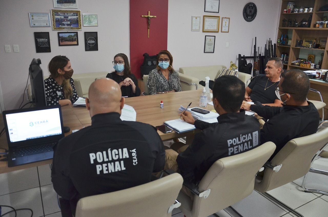 SAP recebe visita de juíza do 1º Juizado da Violência Doméstica e Familiar contra a Mulher