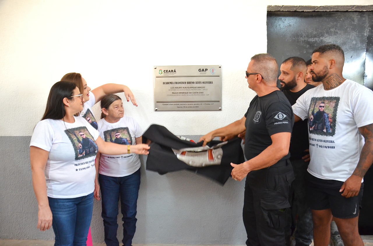 Academia do GAP recebe nome em homenagem ao policial penal Francisco Bruno Alves Oliveira