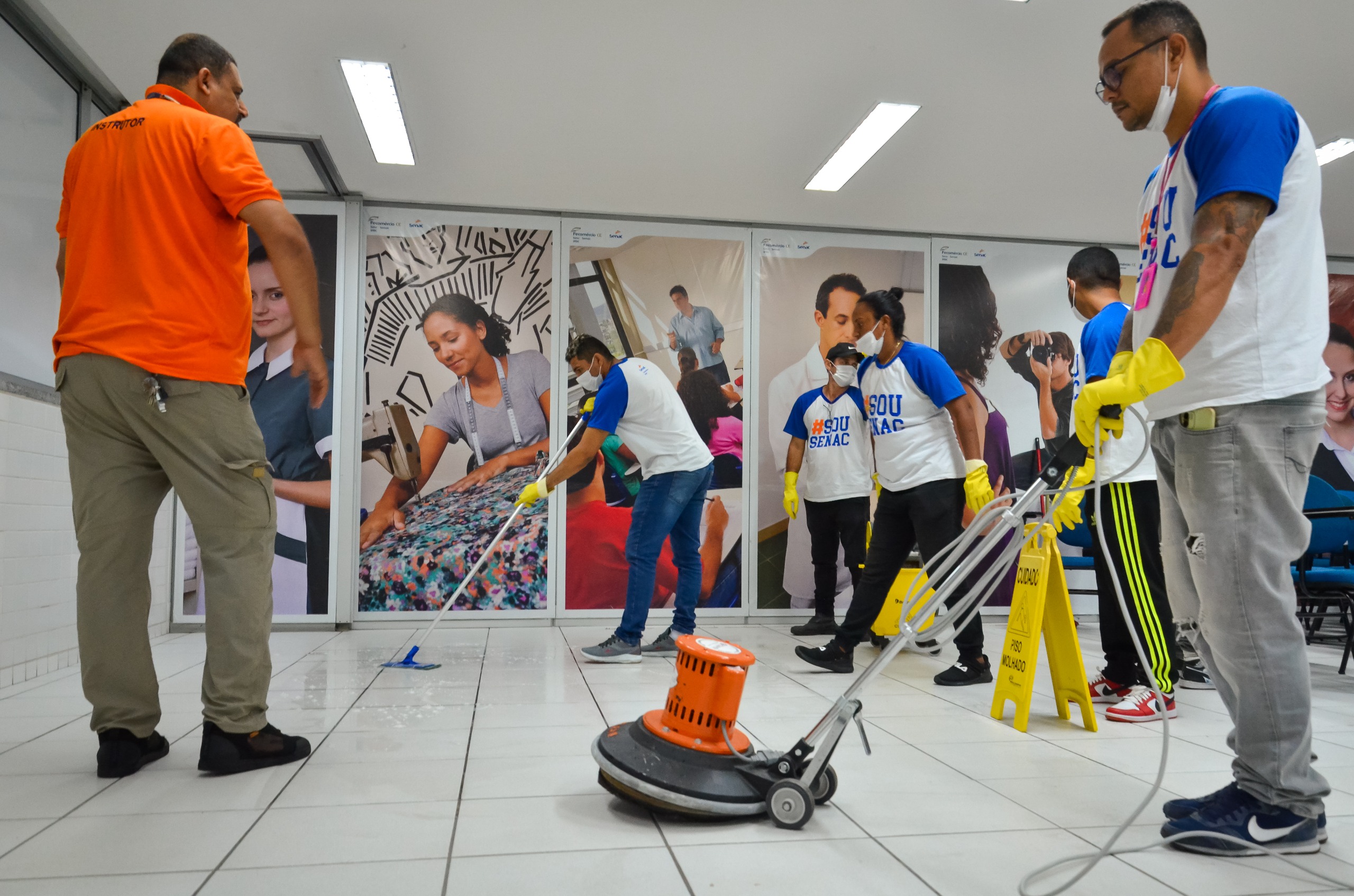 SAP e Senac promovem capacitação profissional no segmento de serviços gerais para 140 egressos do sistema prisional
