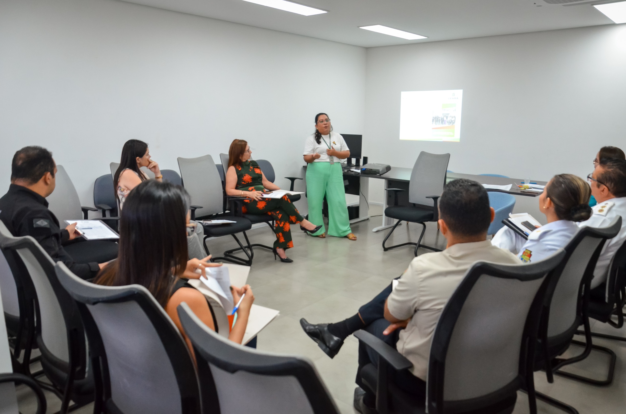 SAP participa de reunião na sede da Assessoria de Assistência Biopsicossocial para ampliar estratégias e ações de cuidados voltados à saúde e prevenção ao suicídio para profissionais de segurança pública