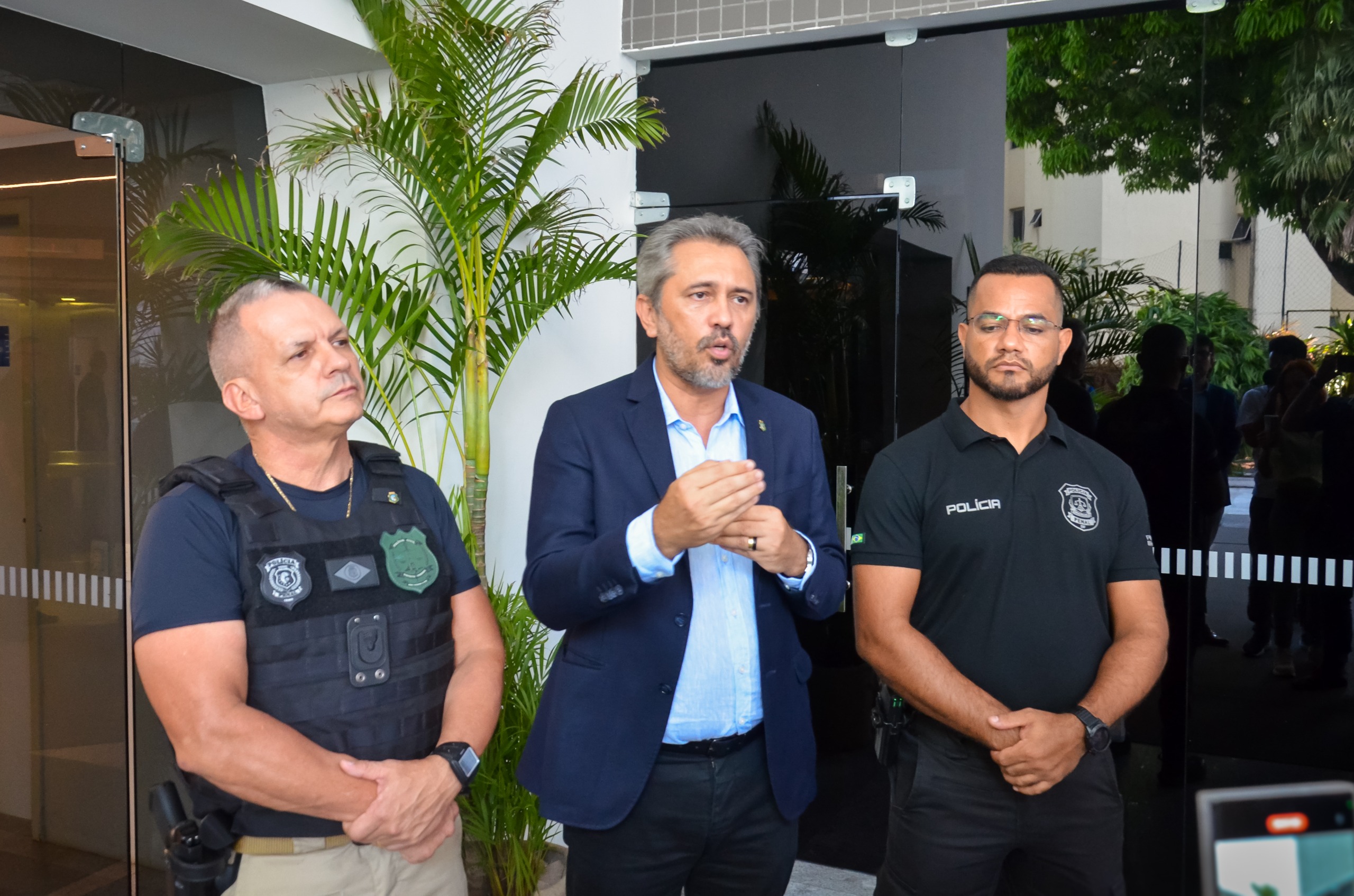 Assembleia Legislativa aprova Projeto de Lei do Governador Elmano de Freitas que garante gratificação financeira por apreensão de armas e permite a ampliação das horas extras para toda a polícia penal do Ceará