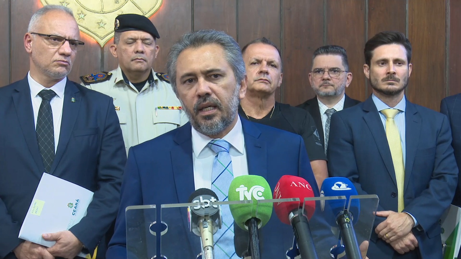 Governador Elmano reúne Comitê Estratégico de Segurança e defende a necessidade de revisão da Lei de Execução Penal