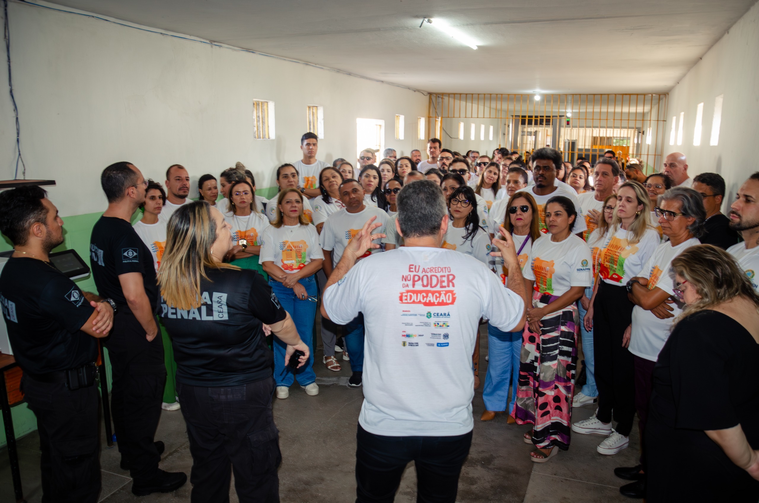 Fim do 3º Encontro Nacional de Educação de Jovens e Adultos em Situação de Prisão é marcado por apresentações artísticas de pessoas privadas de liberdade e visita técnica nos projetos de ressocialização do Ceará