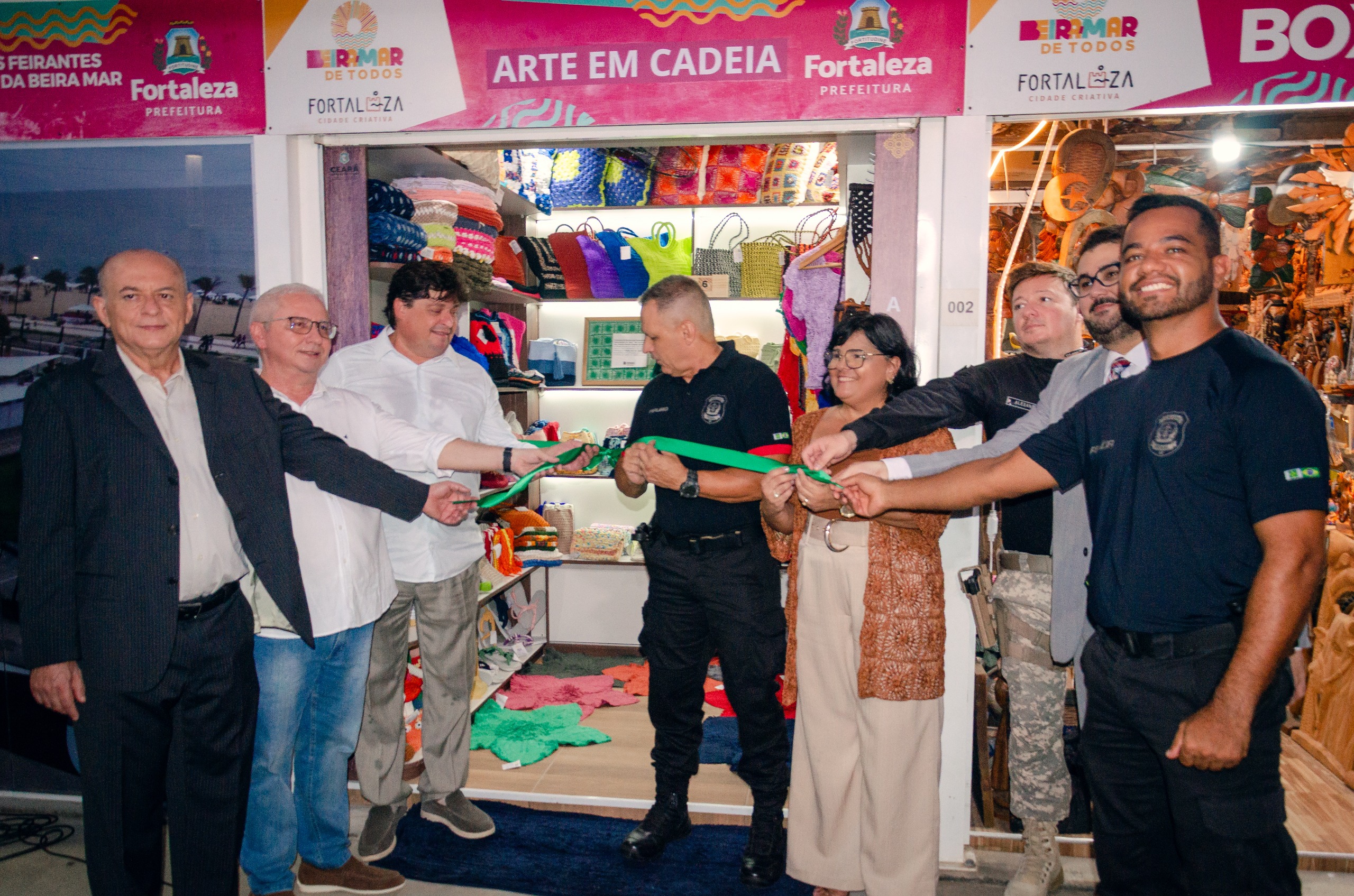 SAP inaugura loja do projeto ‘Arte em Cadeia’ com artesanato produzido por internos e internas do sistema prisional cearense na Feirinha da Beira Mar
