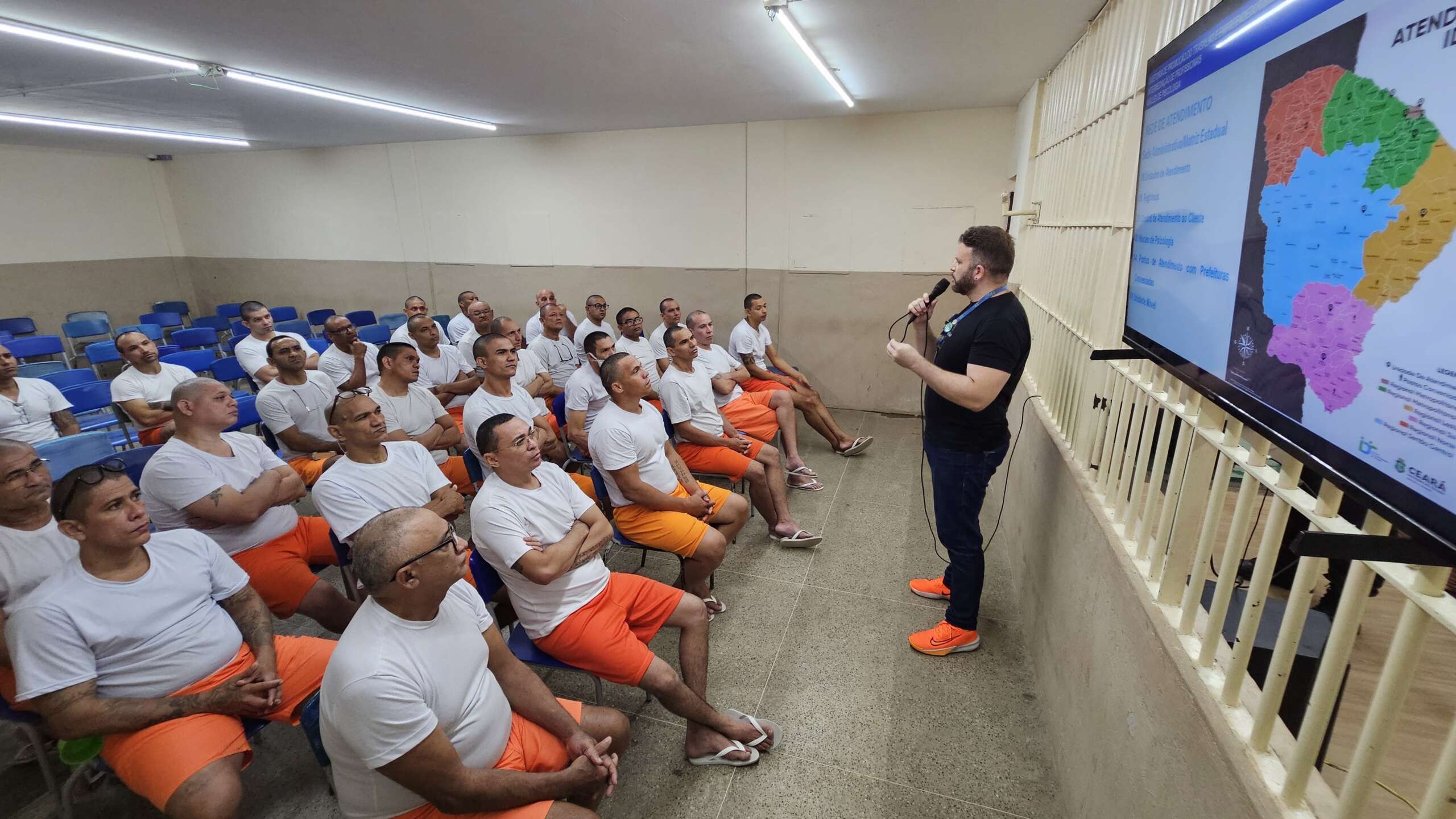 SAP e IDT promovem palestra de orientação profissional para internos da UPPOO II