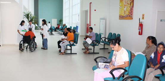 Prefeitos da macrorregião do Cariri conhecem funcionamento do HRC nesta segunda, 30.