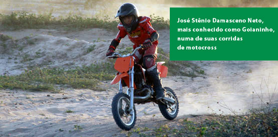 Crianças no Albert Sabin conhecem história de superação de campeão de motocross