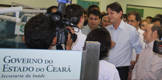 Cid inaugura CEO regional e UPA 24 horas em Caucaia