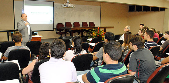 Regulação e a nova rede de assistência à saúde são tema de aula inaugural
