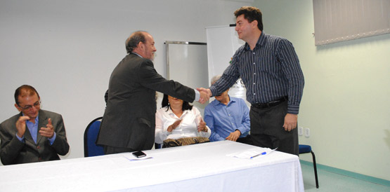 Roberto da Justa é empossado novo diretor do Hospital São José