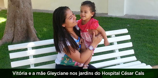 Vitória, que nasceu com 910 gramas, volta ao hospital esbanjando saúde
