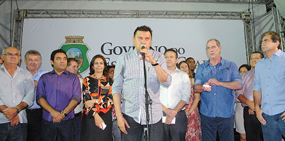 Cid fez quatro gols de placa pela saúde de Russas, diz prefeito