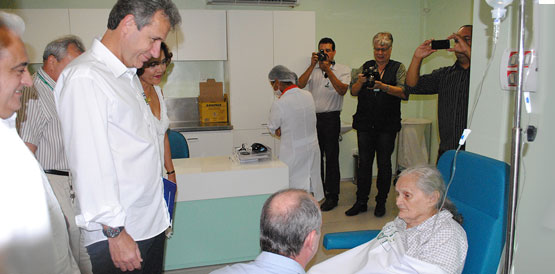 Policlínicas do Ceará podem ser modelo para o país, diz ministro