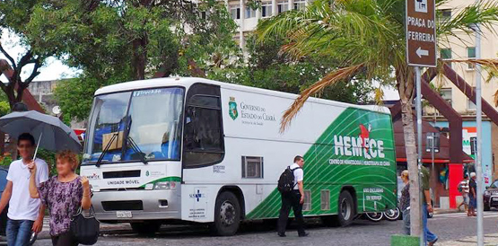 Hemoce está na praça para coleta de sangue e cadastro de medula