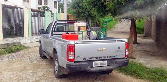 Fumacê combate mosquito da dengue em 23 bairros da capital