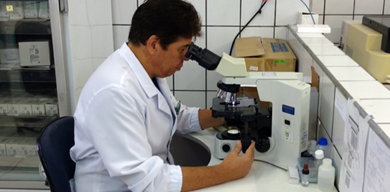 Laboratório do Hospital José Martiniano recebe certificação de qualidade