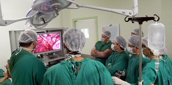 Cirurgia de endometriose aumenta esperança de ser mãe
