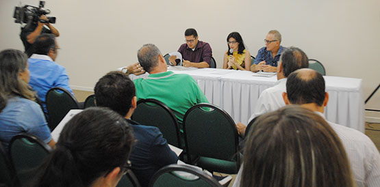 Encontro debate fortalecimento da atenção à saúde bucal