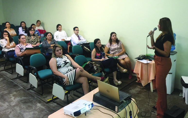 Hospital sedia curso sobre inserção do DIU no pós-parto e pós abortamento
