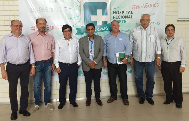 Unidades de saúde de Sobral recebem visita de equipe da Sesa