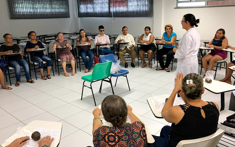 Hospital promove encontro para fortalecer cuidadores de pacientes domiciliares
