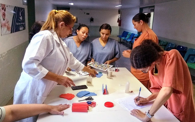 Projeto  utiliza materiais recicláveis para transformar realidade hospitalar