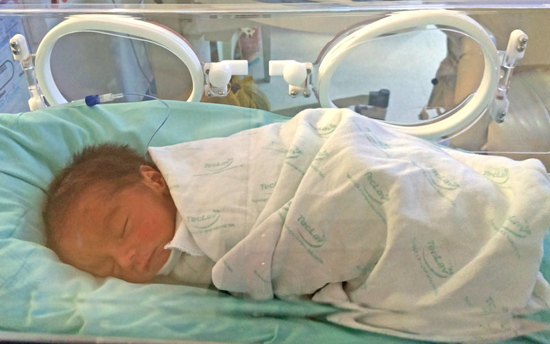 Primeiros bebês de 2020 nascem na maternidade do HRN