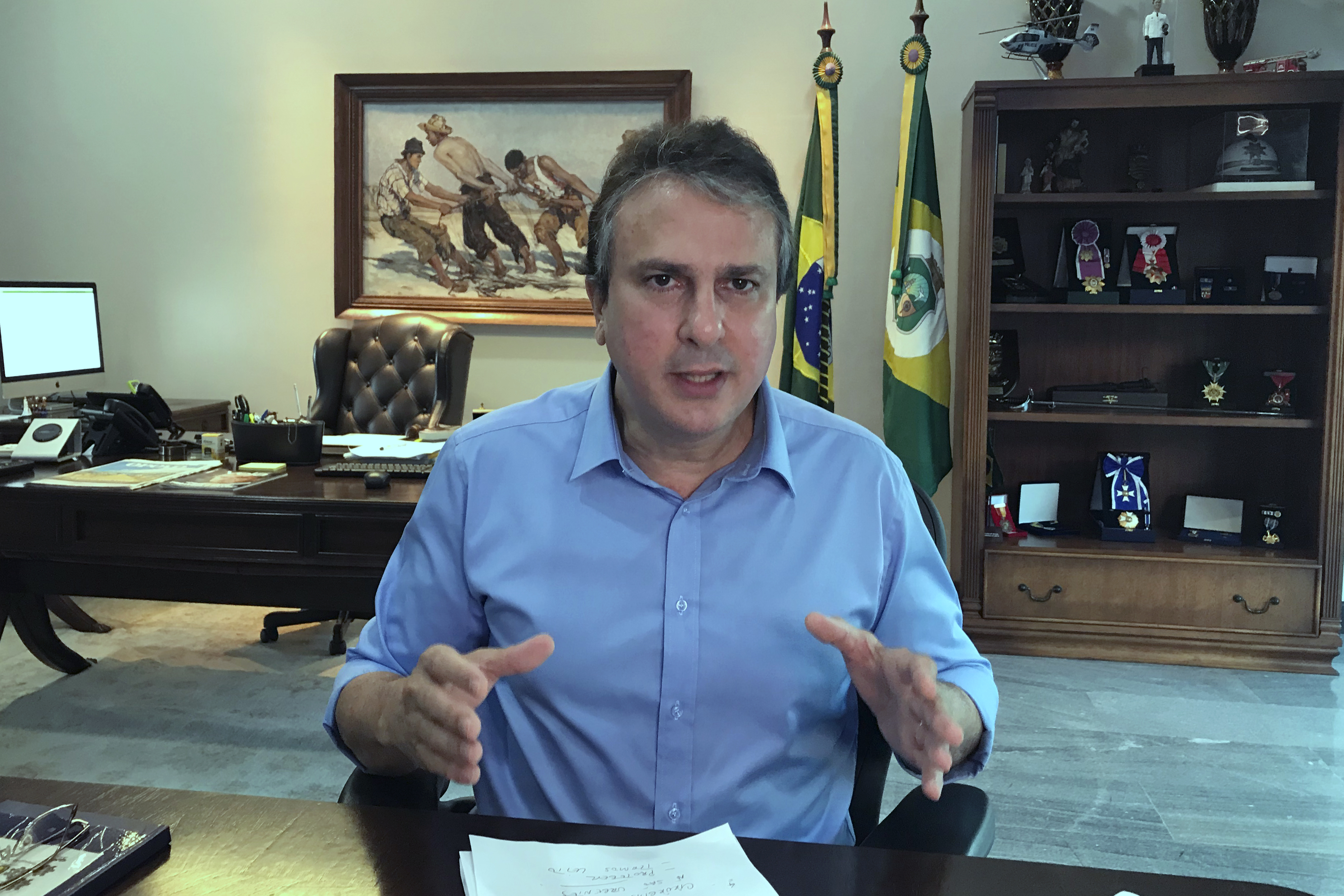 Governo suspende tarifa de contingência da água, isenta a conta para famílias de baixa renda e lança edital de cultural