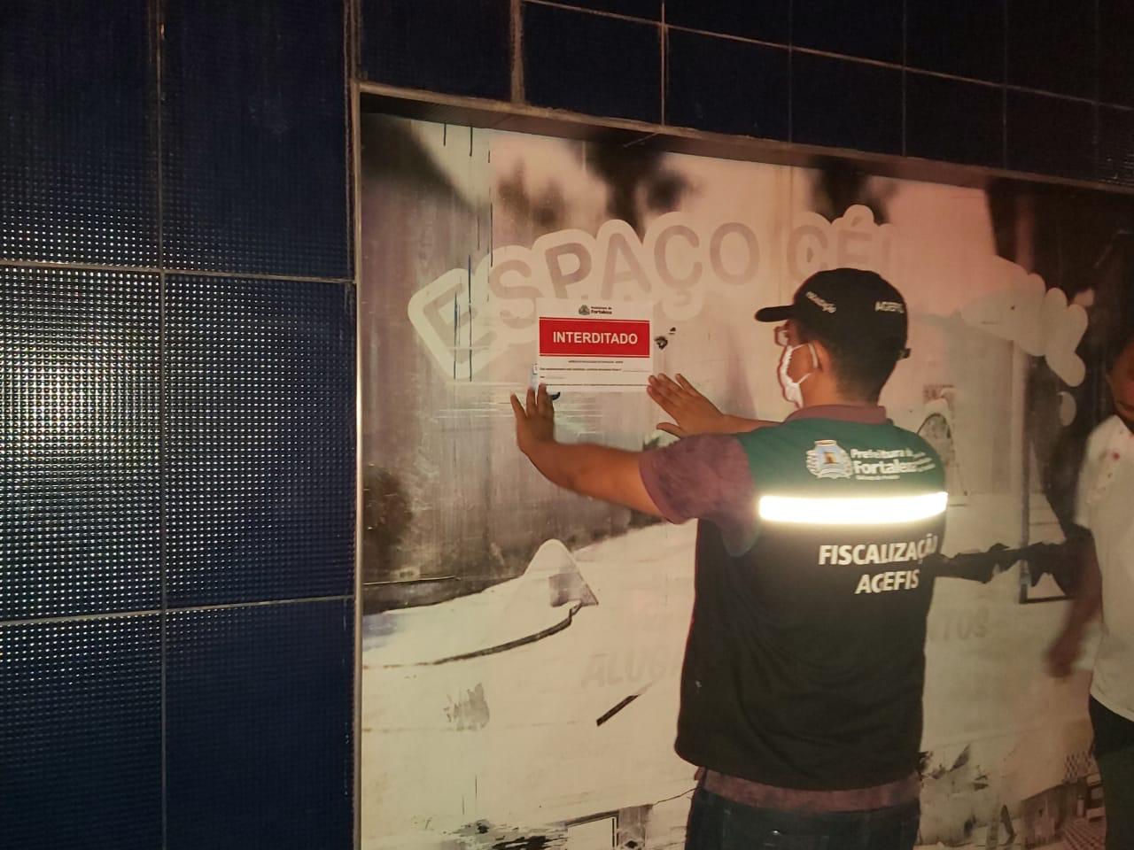 PM, Vigilância Sanitária e Agefis fiscalizam quase mil estabelecimentos no fim de semana