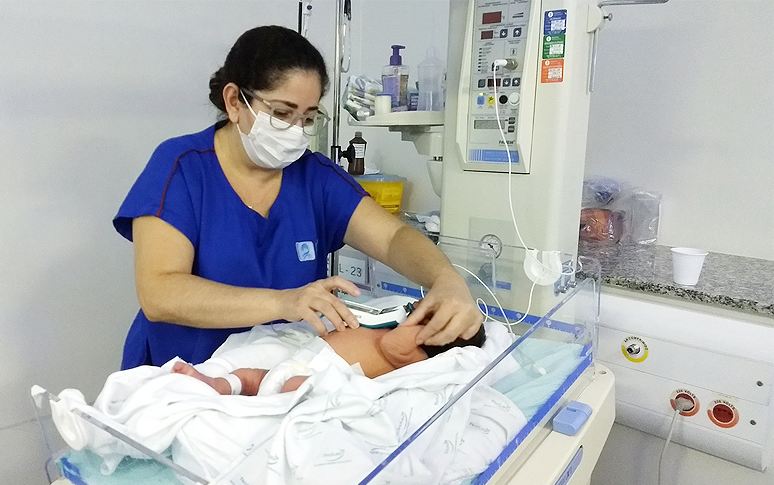 Diagnóstico de icterícia neonatal no HRN é acelerado com tecnologia; custos são reduzidos