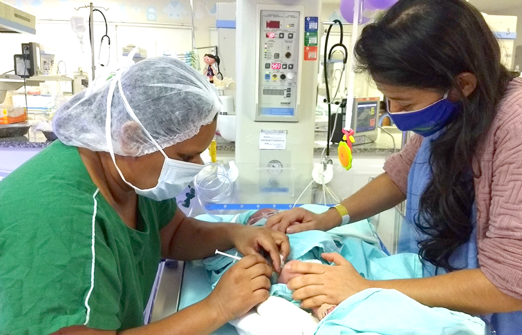 Com início do período chuvoso, HRN imuniza mais de 100 crianças contra doenças respiratórias graves