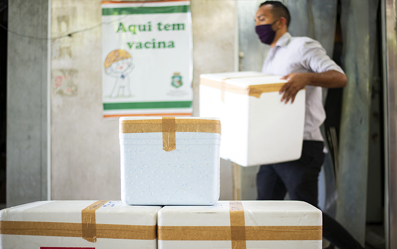 Da saída do laboratório à vacinação: veja o caminho percorrido pelos imunizantes