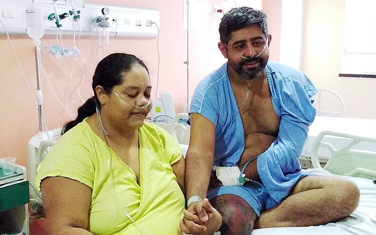 Internados com Covid-19, casal comemora aniversário de 22 anos de união no Helv