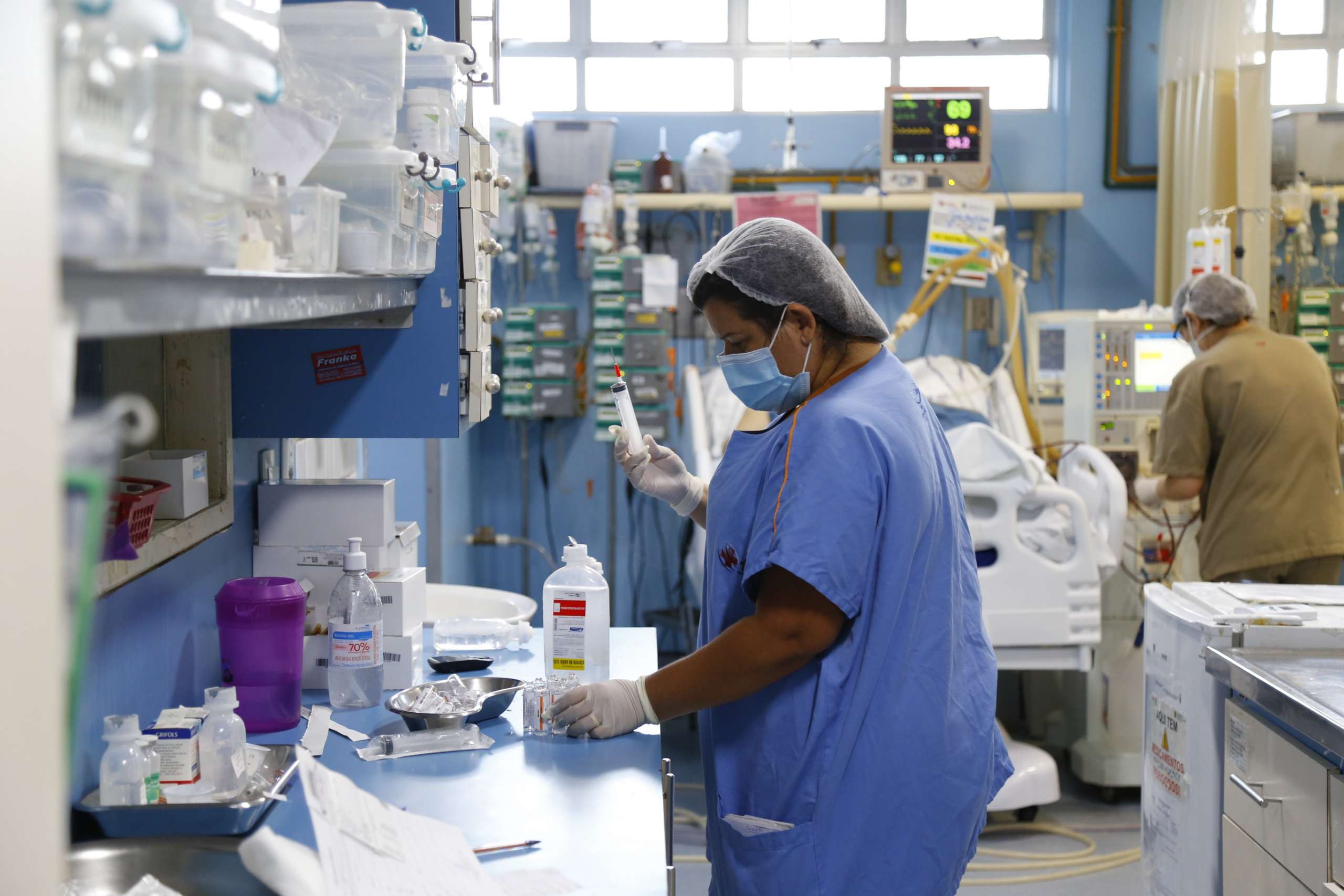 Referência no enfrentamento à pandemia, Hospital São José completa 51 anos de história