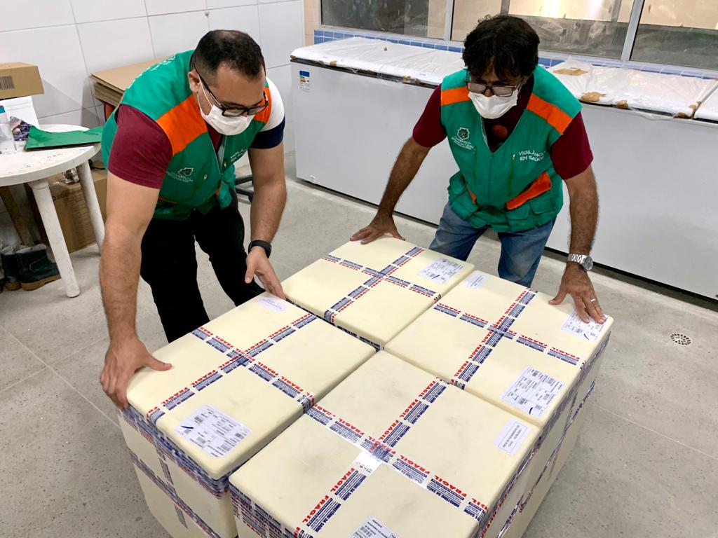 Remessa com doses da Pfizer garante imunização de grávidas e puérperas do Ceará