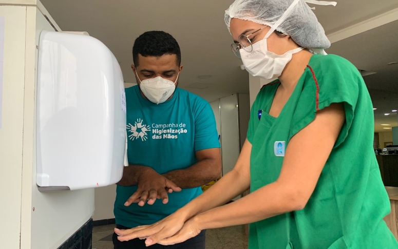 Helv realiza ação educativa para profissionais de saúde sobre higienização correta das mãos