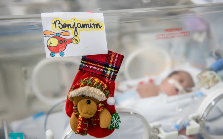 “Meu primeiro Natal”: bebês internados no HGWA ganham sessão de fotos temática