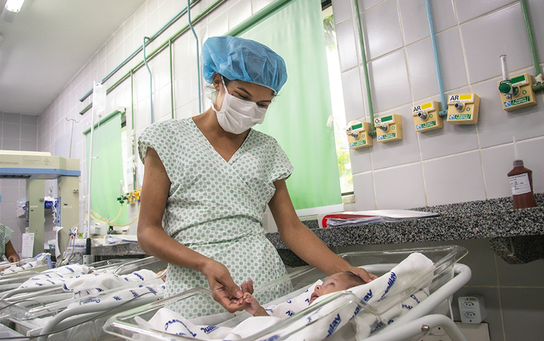 “Ninando”: projeto de musicoterapia auxilia na recuperação de bebês no Hospital César Cals