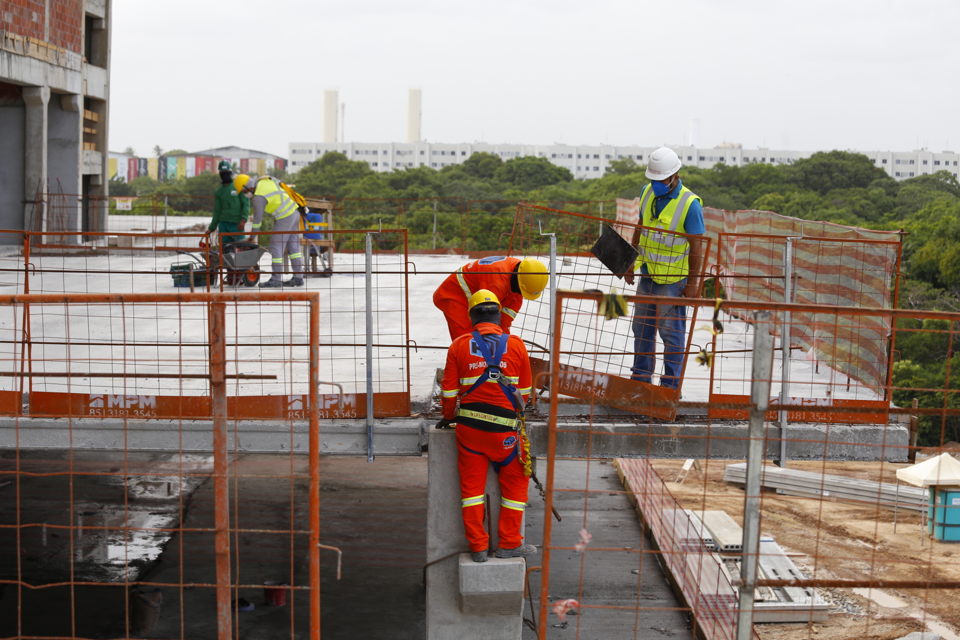 Com um ano de obras, Hospital Universitário do Ceará alcança 42% de construção concluída