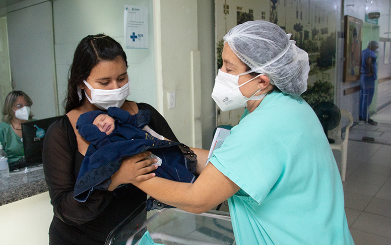 No Hospital César Cals, “alta segura” amplia o cuidado com recém-nascidos pós-internamento
