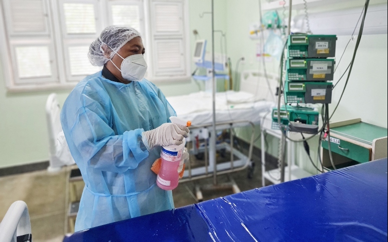 Trajetórias e realizações: auxiliares de Serviços Gerais do HSJ são capacitados e reconhecidos pela relevância do trabalho