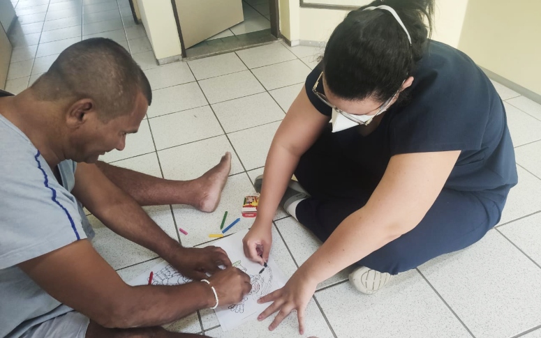 Profissionais da CCC atuam na recuperação física e na reinserção social de pacientes