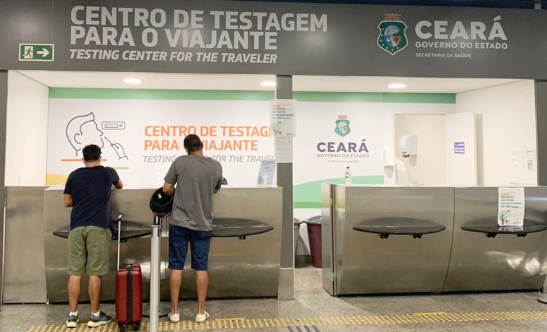 Sesa mantém postos de testagem gratuita para covid-19 no Centro e no Aeroporto de Fortaleza