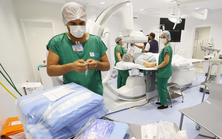 Serviço de hemodinâmica do Hospital Regional do Vale do Jaguaribe dispõe de tecnologia avançada para atender pacientes