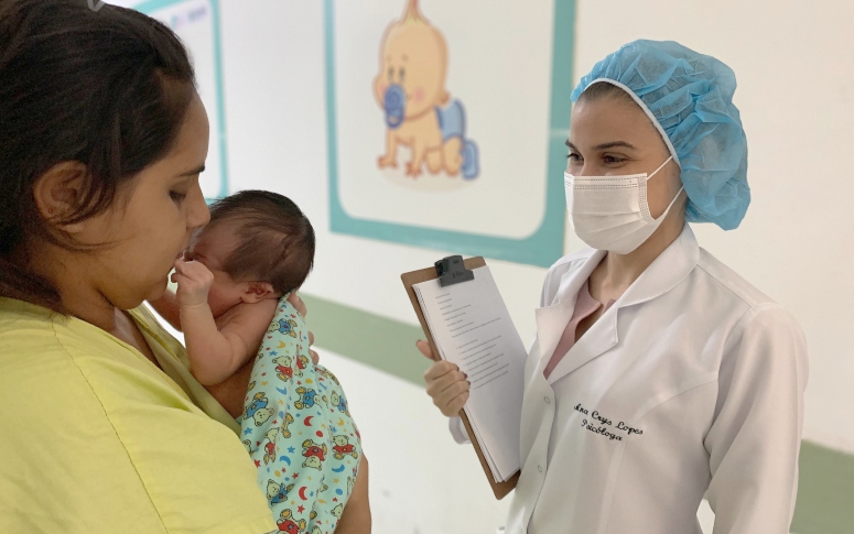 Entrevista: psicóloga explica diferenças entre “baby blues” e depressão pós-parto