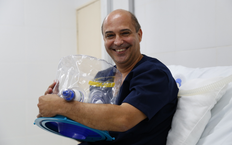 Capacete Elmo pode ganhar memorial itinerante; proposta será apresentada a desenvolvedores nesta quarta (19)